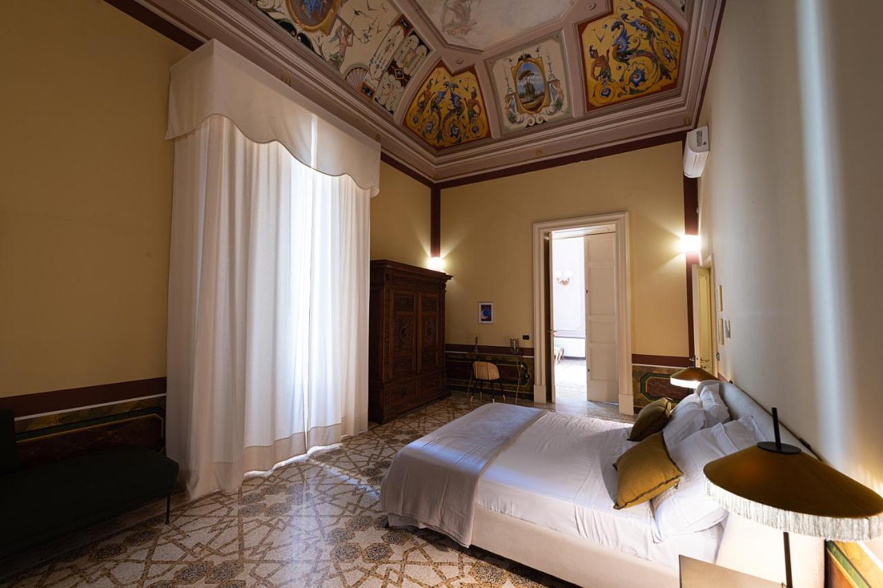 Palazzo Francesco Grassi Bed and Breakfast Aradeo Buitenkant foto
