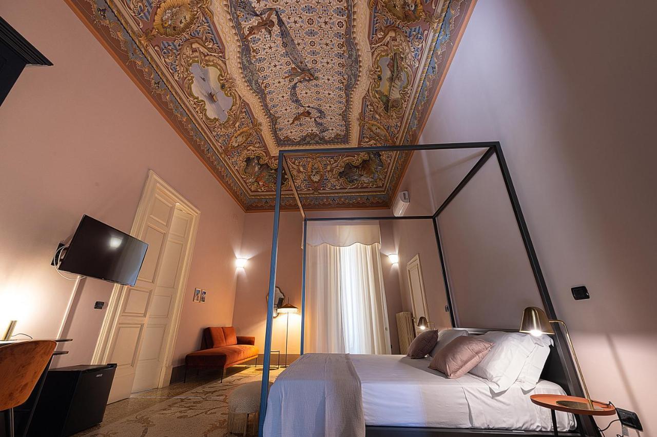 Palazzo Francesco Grassi Bed and Breakfast Aradeo Buitenkant foto