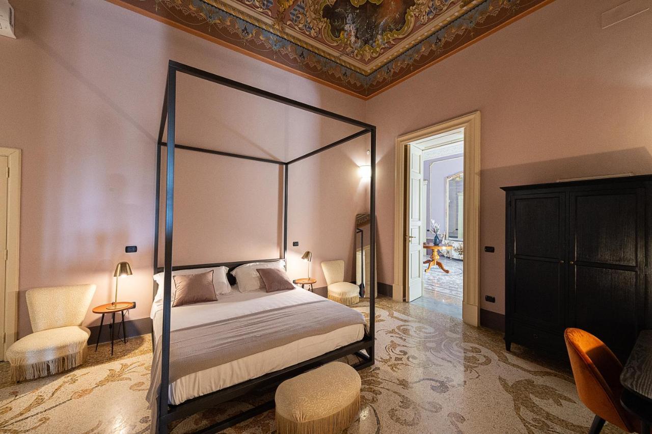 Palazzo Francesco Grassi Bed and Breakfast Aradeo Buitenkant foto